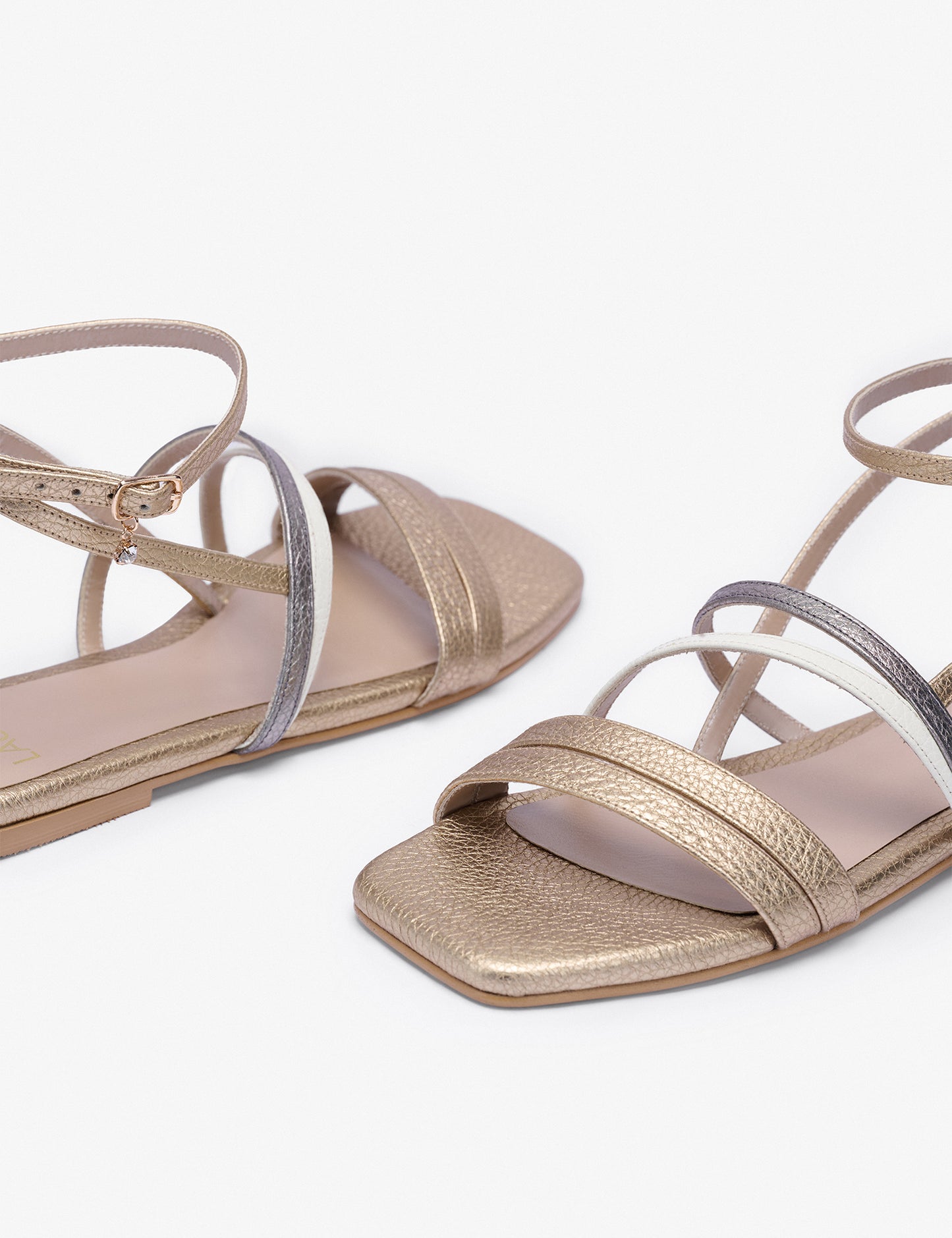 MELIE Flat